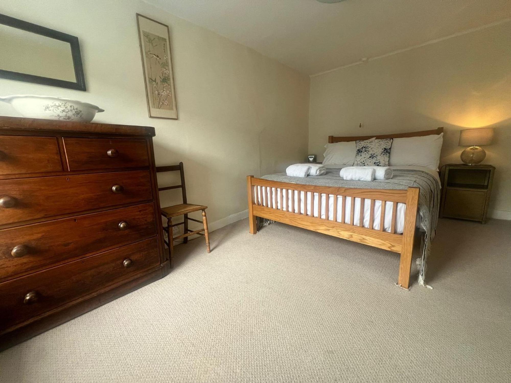 Nant Meigan, Georgian Townhouse In Centre Of Aberaeron, Dog Friendly Eksteriør bilde