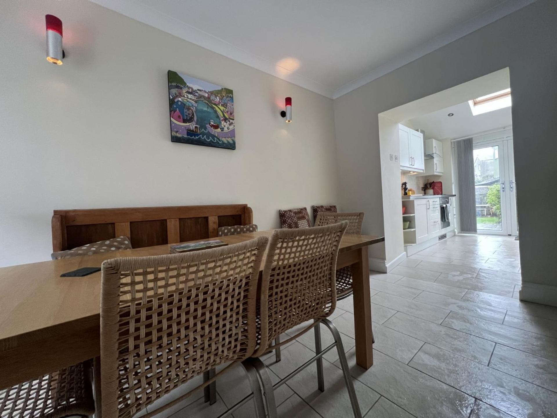Nant Meigan, Georgian Townhouse In Centre Of Aberaeron, Dog Friendly Eksteriør bilde